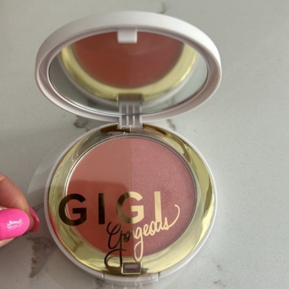 GIGI Gorgeous The Only Blush Duo NEW NWT Pink Dewy Glow